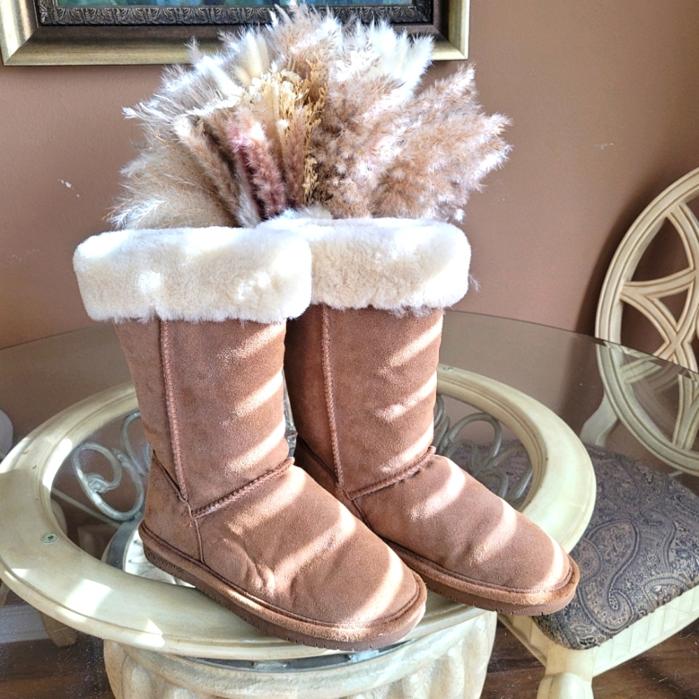 Bearpaw women's boots, size 8 medium, Marissa, hickory color
